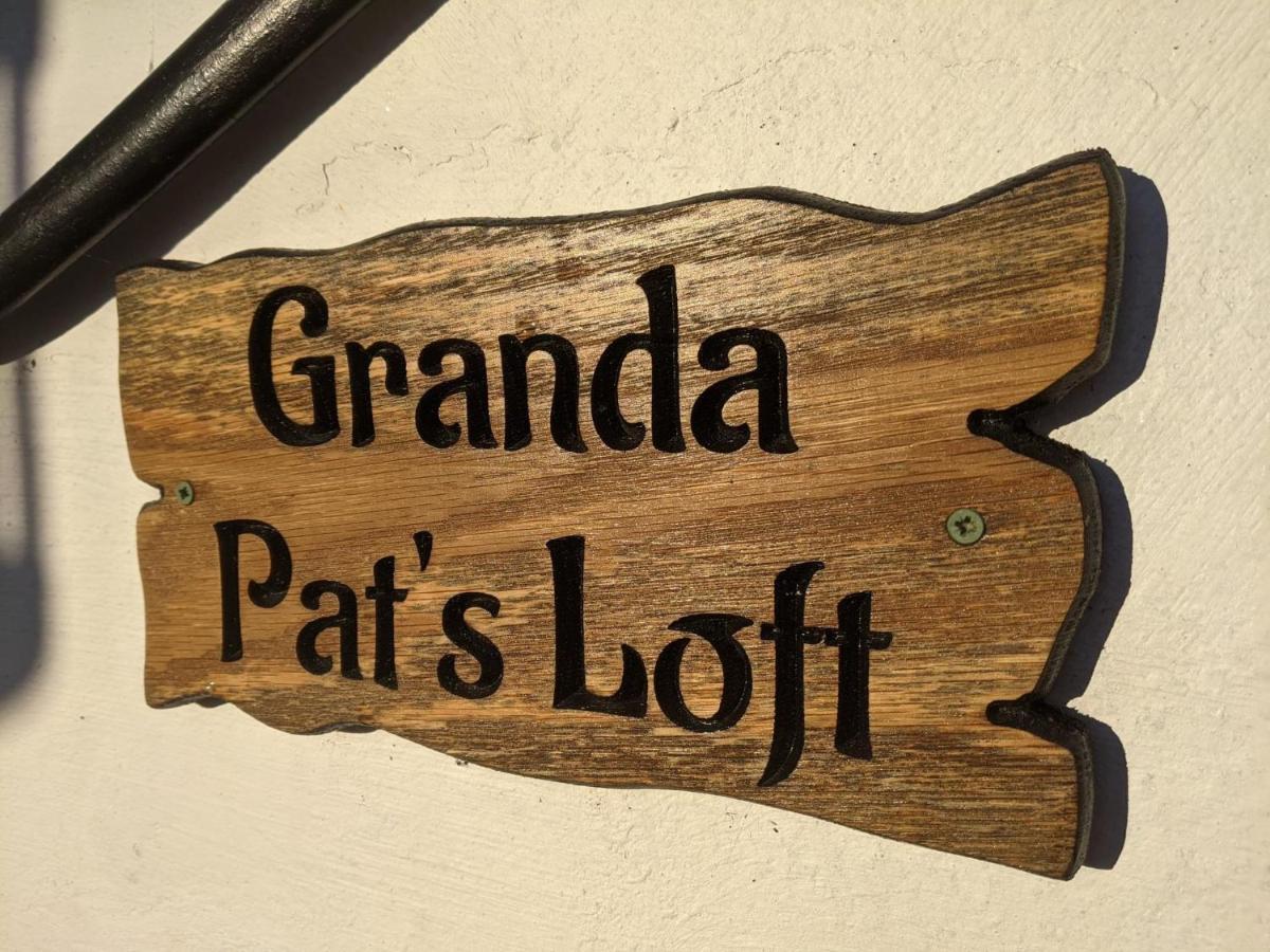 Granda Pat'S Loft Daire Crossmaglen Dış mekan fotoğraf